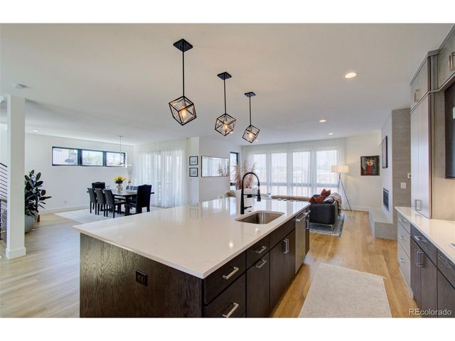 4224 E Dickenson Pl, Denver, CO 80222