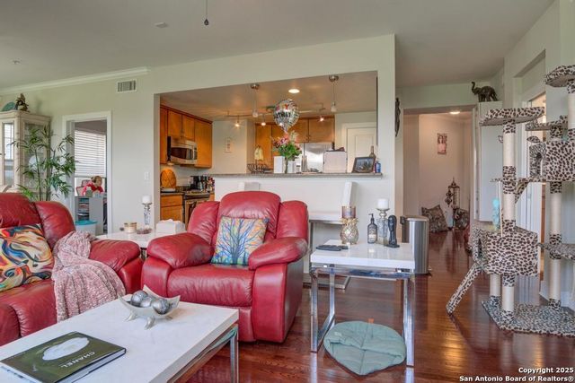 7342 Oak Manor Dr Apt 4210, San Antonio, TX 78229