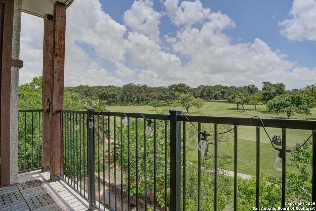 7342 Oak Manor Dr Apt 4210, San Antonio, TX 78229