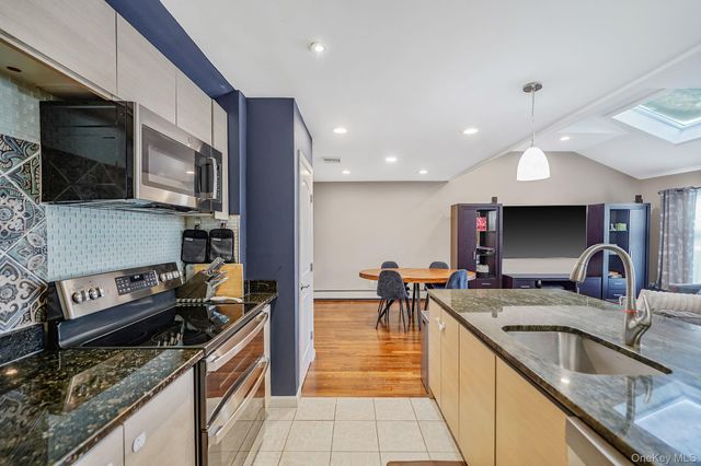 1384 Dieman Lane, East Meadow, NY 11554