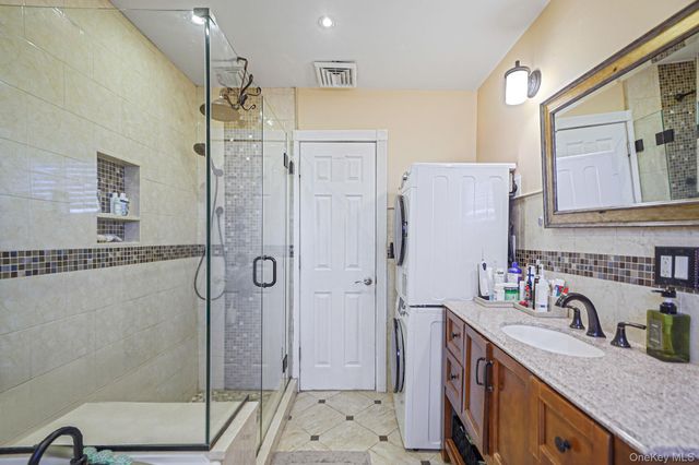 1384 Dieman Lane, East Meadow, NY 11554