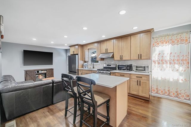 1384 Dieman Lane, East Meadow, NY 11554