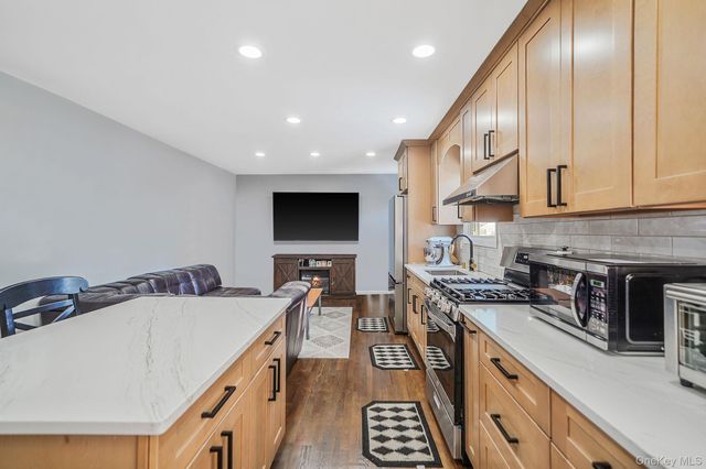 1384 Dieman Lane, East Meadow, NY 11554