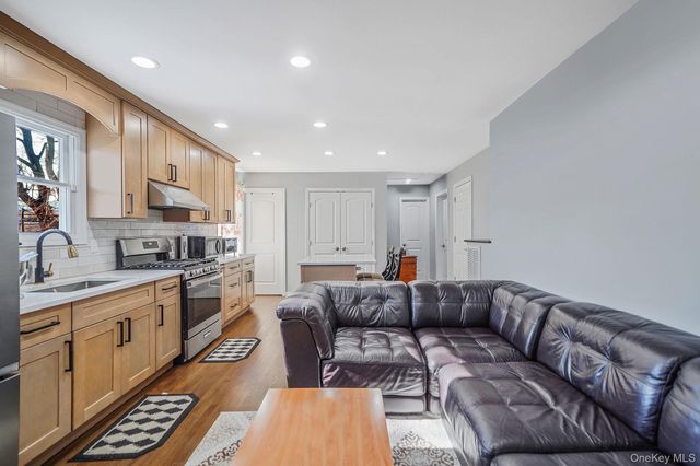 1384 Dieman Lane, East Meadow, NY 11554