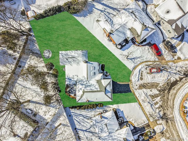 1384 Dieman Lane, East Meadow, NY 11554