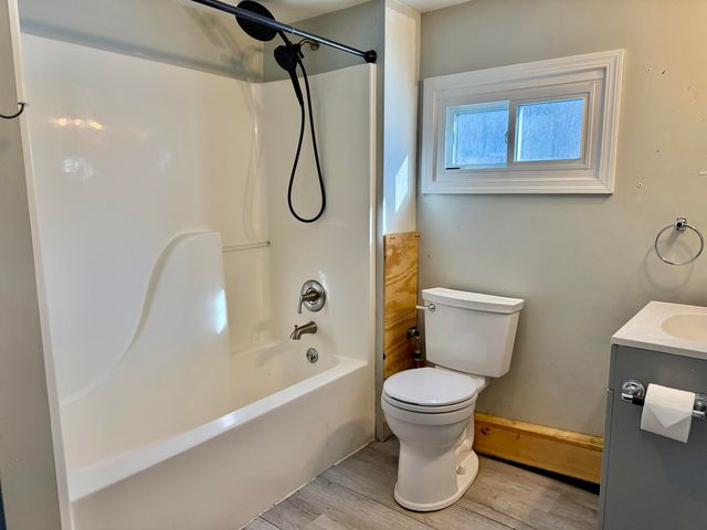 52 Pocket Hill Road, Plattsburgh, NY 12901