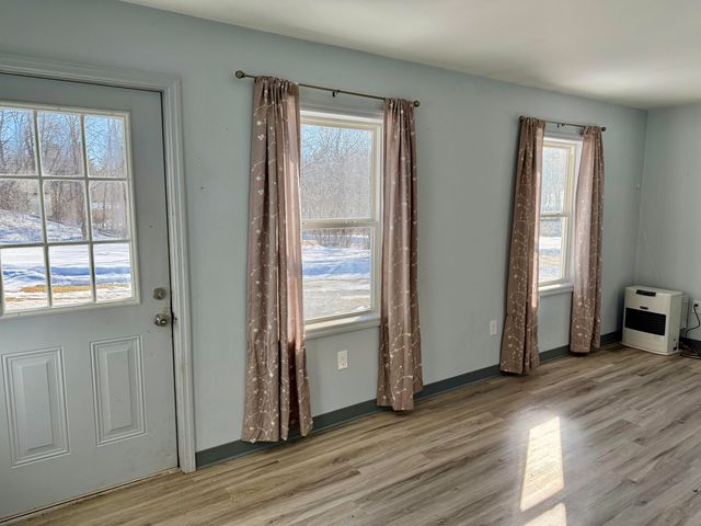 52 Pocket Hill Road, Plattsburgh, NY 12901