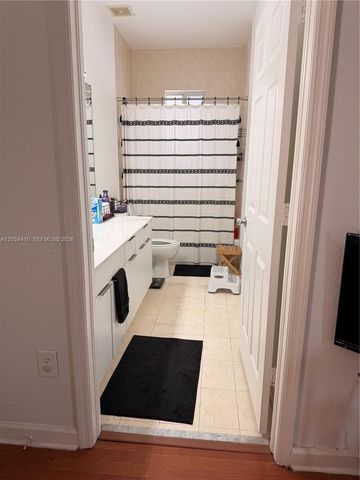 3175 NE 4th St, Homestead, FL 33033
