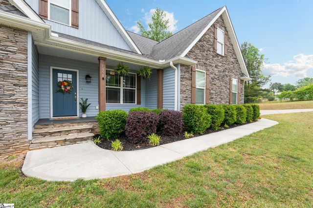 1050 Old Dacusville Road, Easley, SC 29640