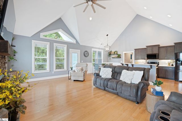 1050 Old Dacusville Road, Easley, SC 29640