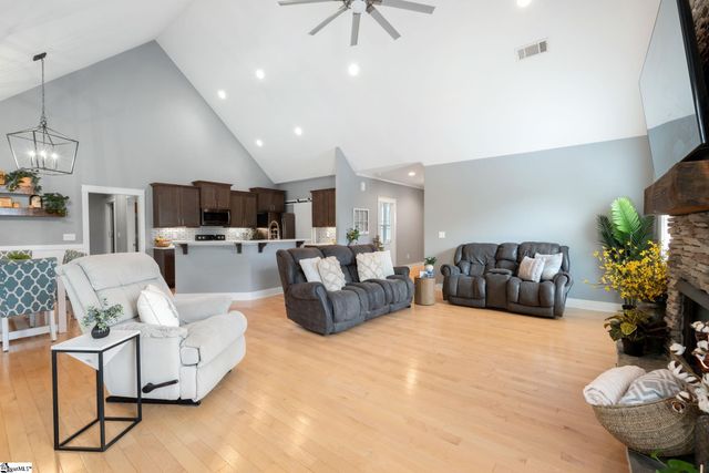 1050 Old Dacusville Road, Easley, SC 29640