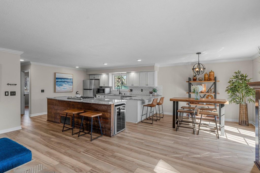 540 Orchid Lane N, Plymouth, MN 55447