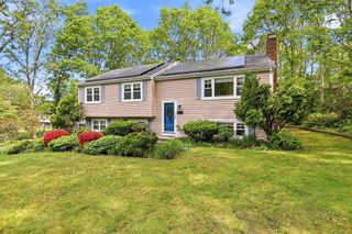 17 Briggs Avenue, Bourne, MA 02532