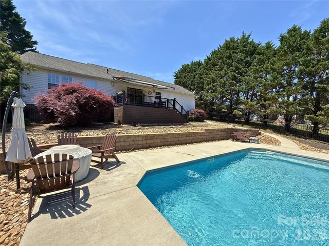 218 Hauss Road, Lincolnton, NC 28092