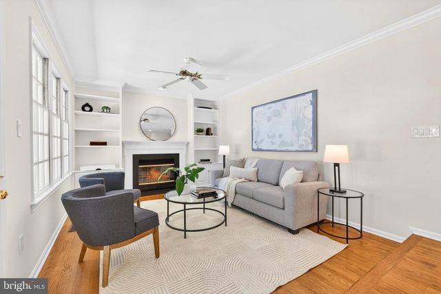1273 LAMPLIGHTER WAY, Reston, VA 20194