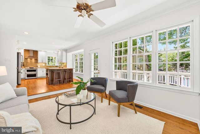 1273 LAMPLIGHTER WAY, Reston, VA 20194