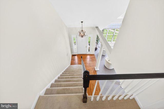 1273 LAMPLIGHTER WAY, Reston, VA 20194