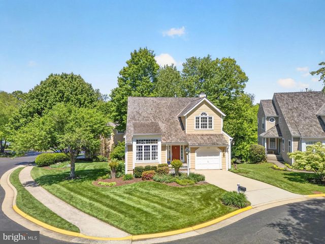 1273 LAMPLIGHTER WAY, Reston, VA 20194