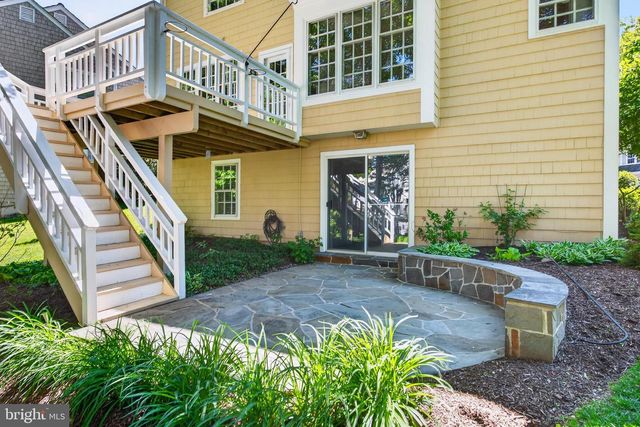 1273 LAMPLIGHTER WAY, Reston, VA 20194