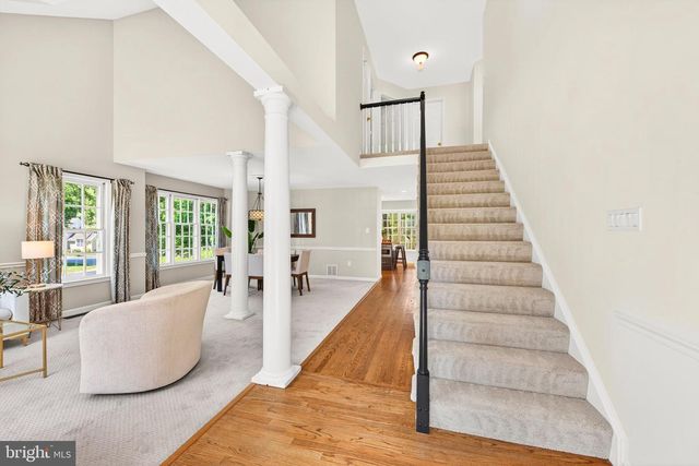 1273 LAMPLIGHTER WAY, Reston, VA 20194