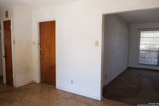4214 Parkwood Dr., San Antonio, TX 78218
