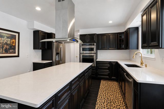 96 MULLEN DR, Sicklerville, NJ 08081