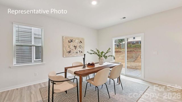 1418 Mammoth Road, Hickory, NC 28602