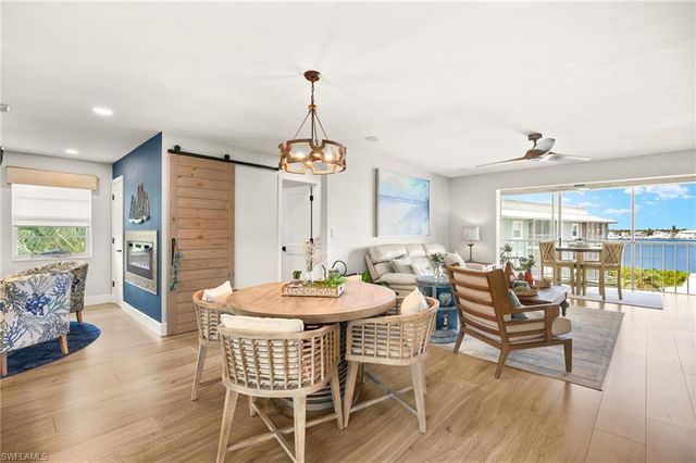 1140 LITTLE NECK CT D37, Naples, FL 34102