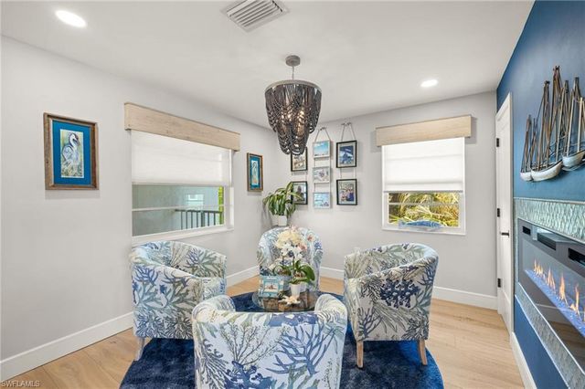 1140 LITTLE NECK CT D37, Naples, FL 34102