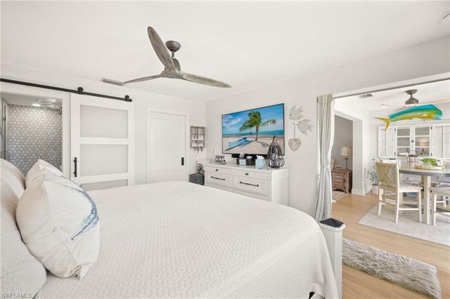 1140 LITTLE NECK CT D37, Naples, FL 34102