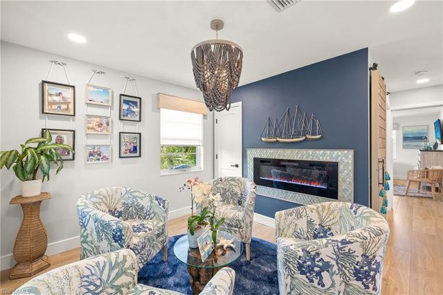 1140 LITTLE NECK CT D37, Naples, FL 34102