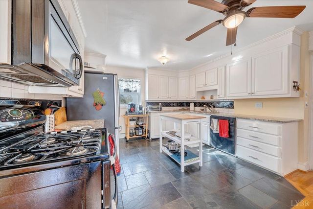 1826 Arlington Road, Roanoke, VA 24015