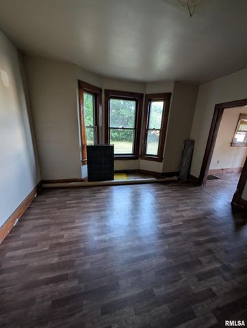 2217 NE MADISON Avenue, Peoria, IL 61603