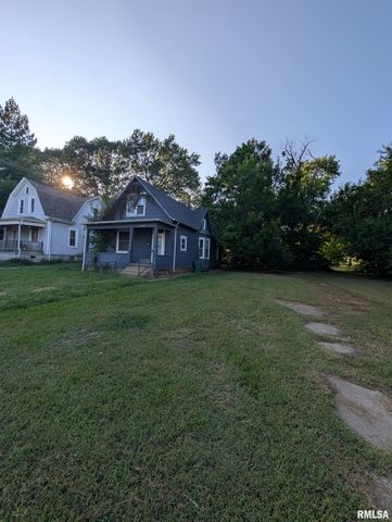 2217 NE MADISON Avenue, Peoria, IL 61603