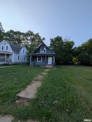 2217 NE MADISON Avenue, Peoria, IL 61603