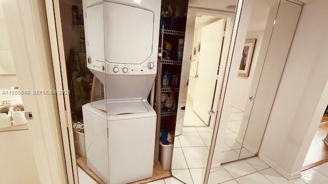 950 SW 138th Ave 314B, Pembroke Pines, FL 33027