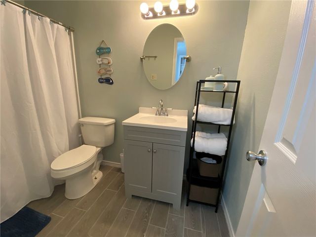 1011 Ennis Joslin 212, Corpus Christi, TX 78412