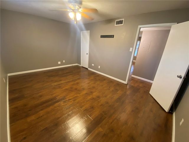 1011 Ennis Joslin 212, Corpus Christi, TX 78412