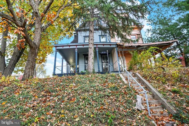 251 S 4TH ST, Steelton, PA 17113