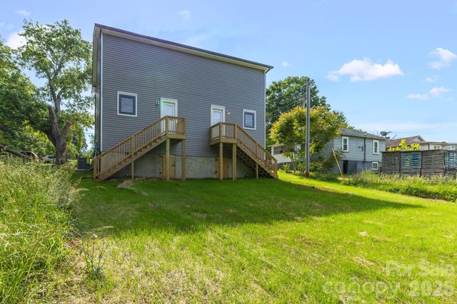 244 S CALDWELL Avenue, Conover, NC 28613