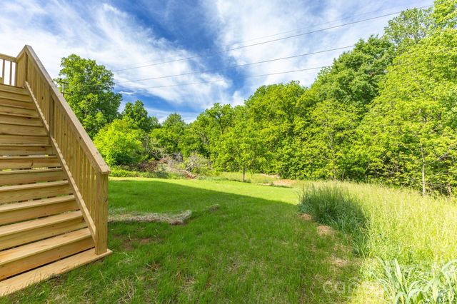 244 S CALDWELL Avenue, Conover, NC 28613