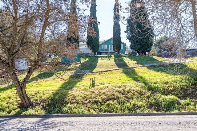 170 Pacific Avenue, Paso Robles, CA 93446