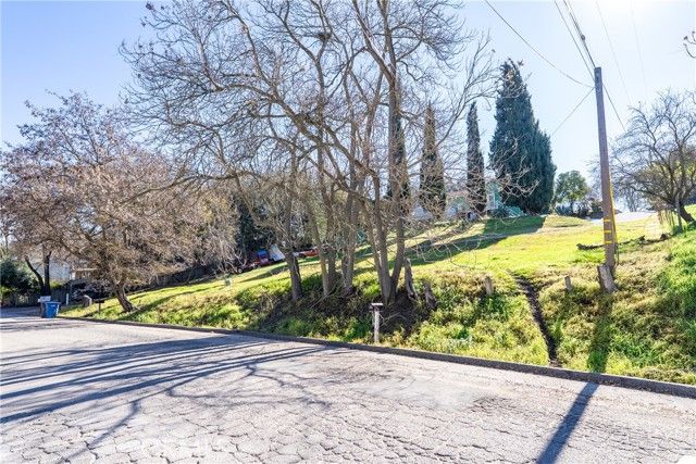 170 Pacific Avenue, Paso Robles, CA 93446