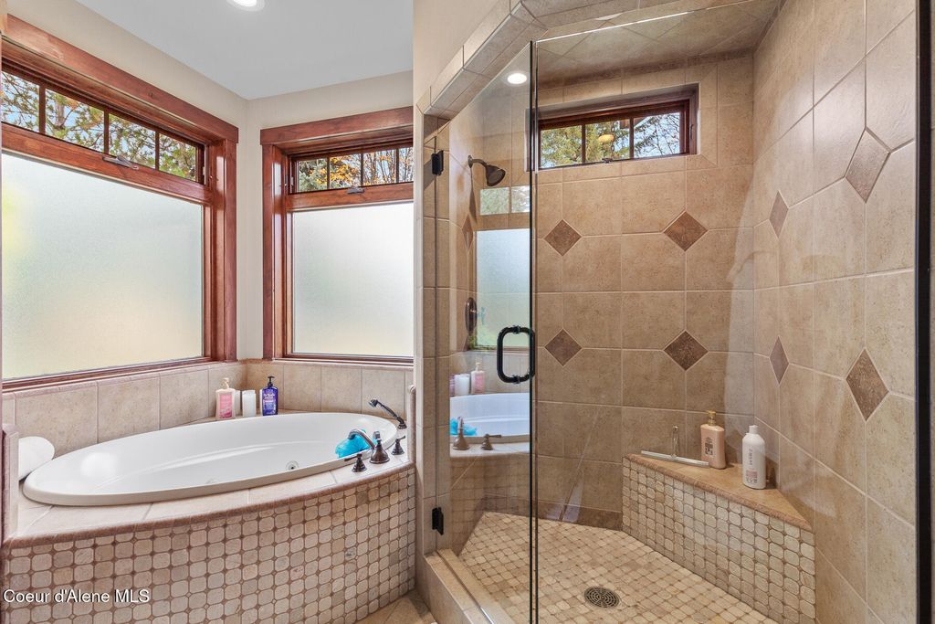 2240 E WOODSTONE DR, Hayden, ID 83835 photo 21