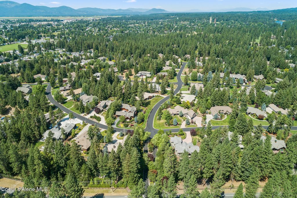 2240 E WOODSTONE DR, Hayden, ID 83835 photo 54