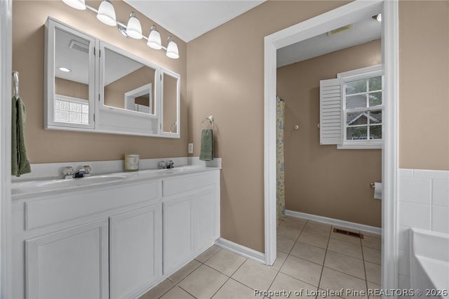 428 Dunbar Drive, Lillington, NC 27546