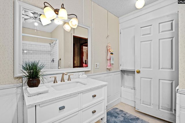 112 Hallwood Road, Eastover, SC 29044