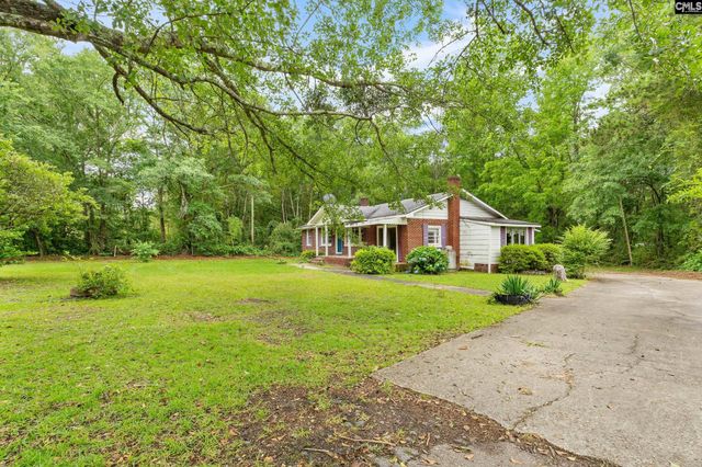 112 Hallwood Road, Eastover, SC 29044