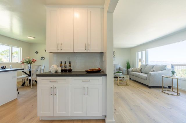 15 Buckland Court, San Carlos, CA 94070