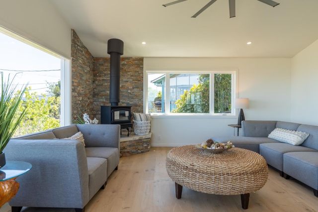 15 Buckland Court, San Carlos, CA 94070